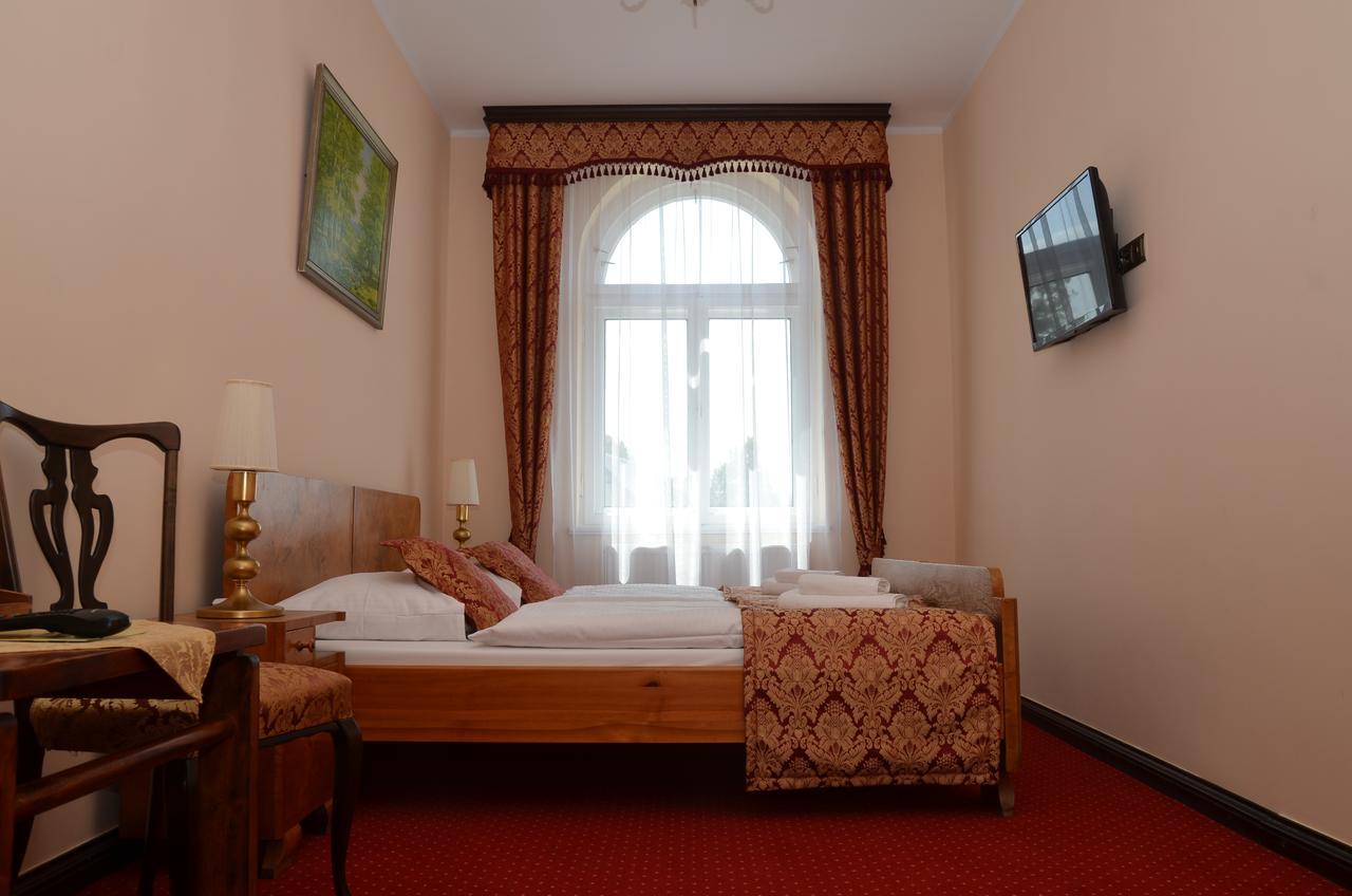 Palac Klanino Extérieur photo